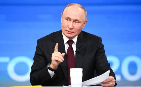Какие времена, такая и дипломатия: Владимир Путин преподал урок Западу после попытки объявить Лаврову бойкот